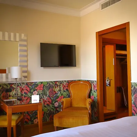 Monica Hotel Fiera Pregnana Milanese Exterior photo