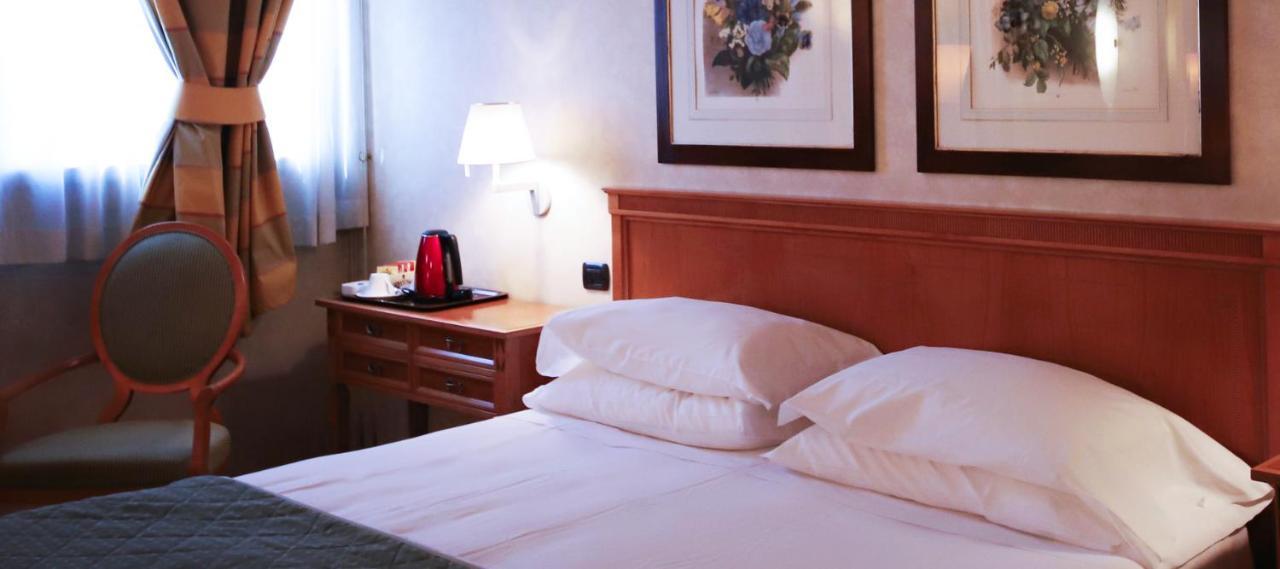 Hotel Monica Fiera Pregnana Milanese