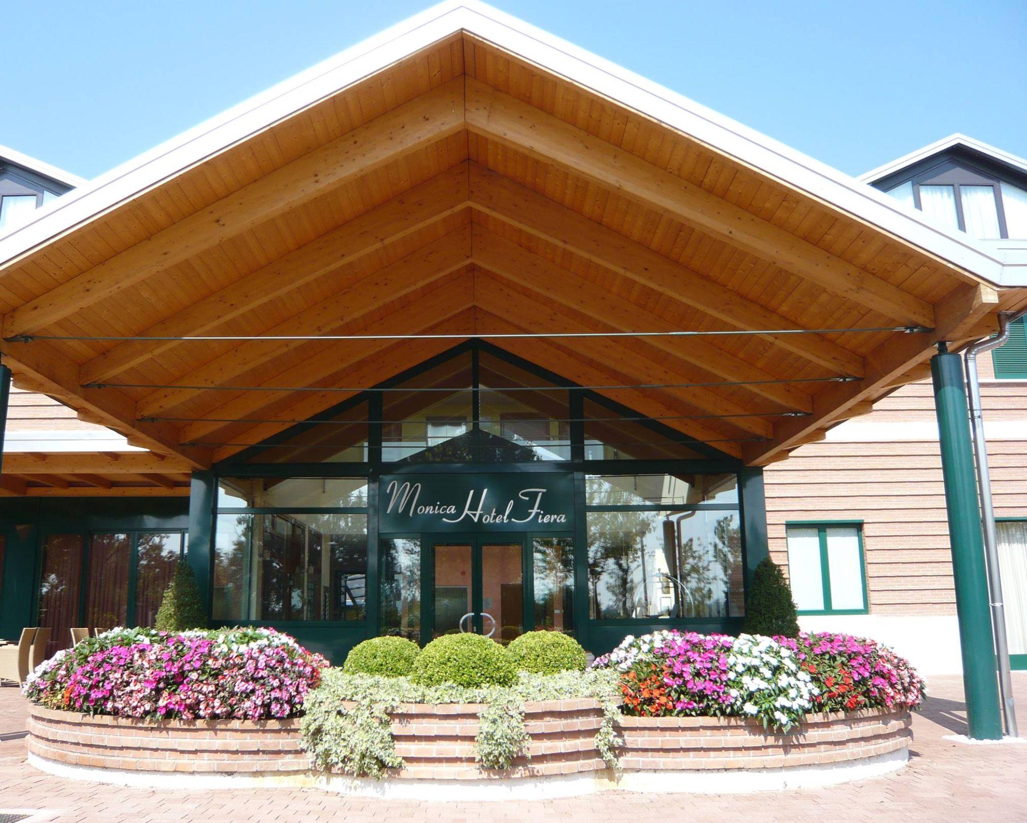 Monica Fiera Hotel