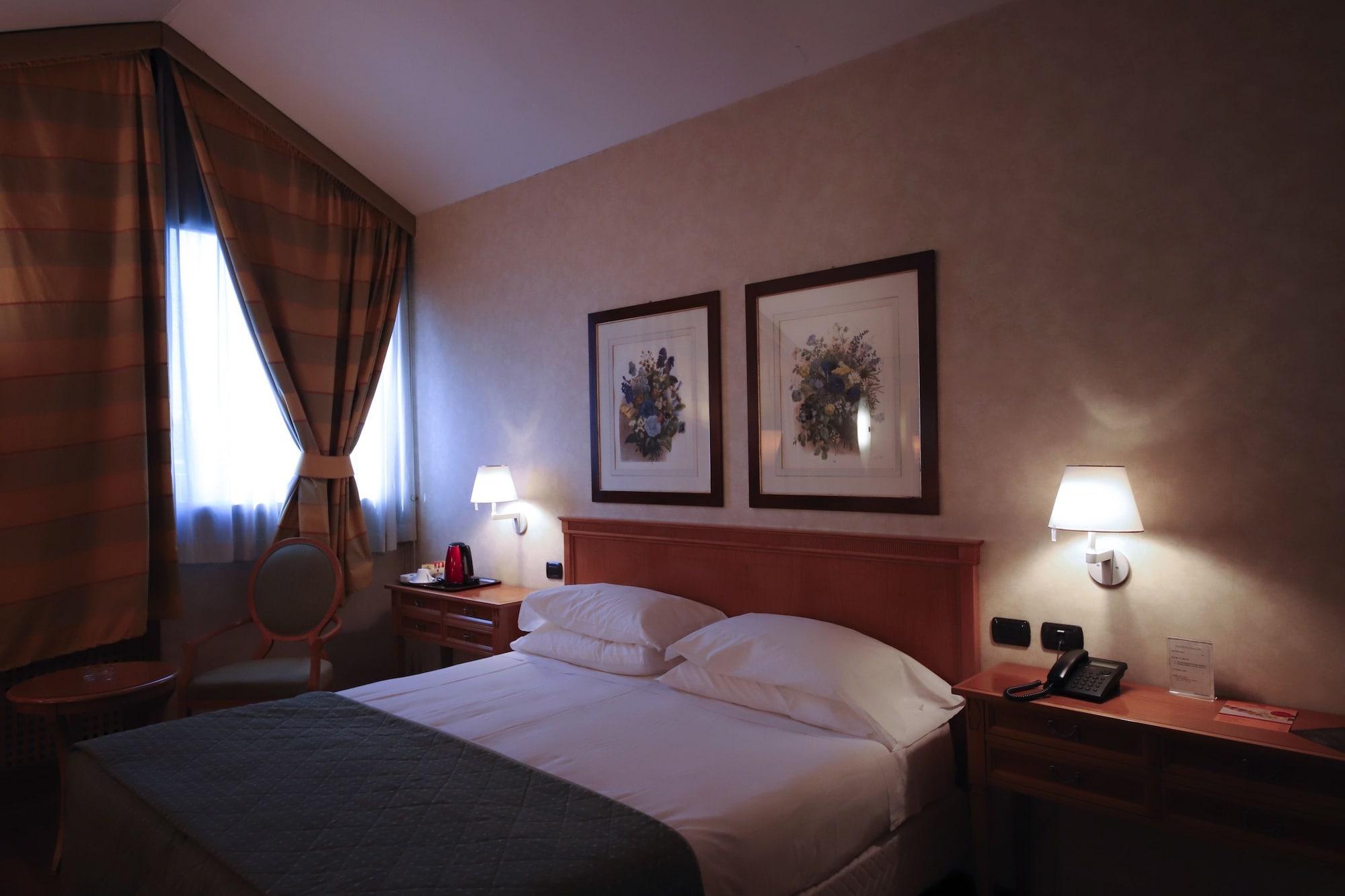 Hotel Monica Fiera