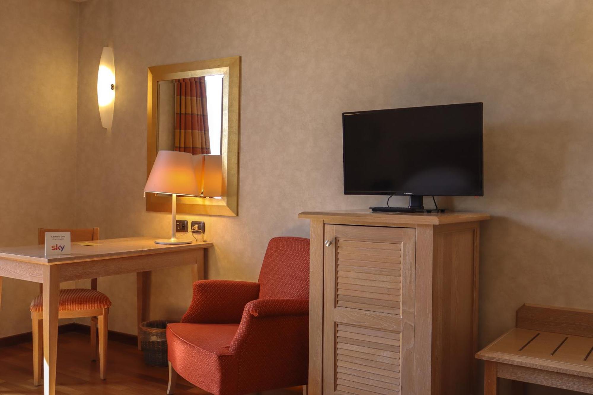Hotel Monica Fiera Pregnana Milanese