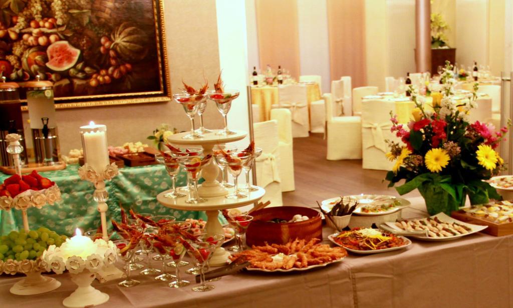 Monica Fiera Hotel