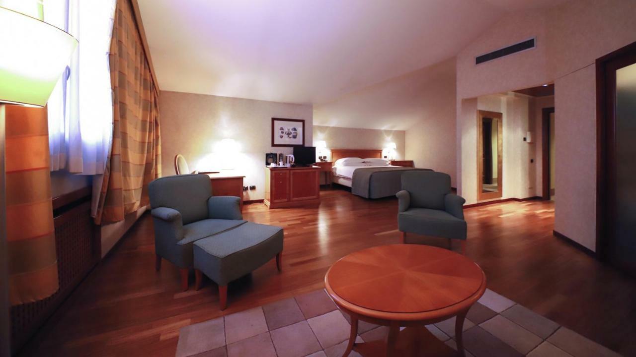 Hotel Monica Fiera Pregnana Milanese