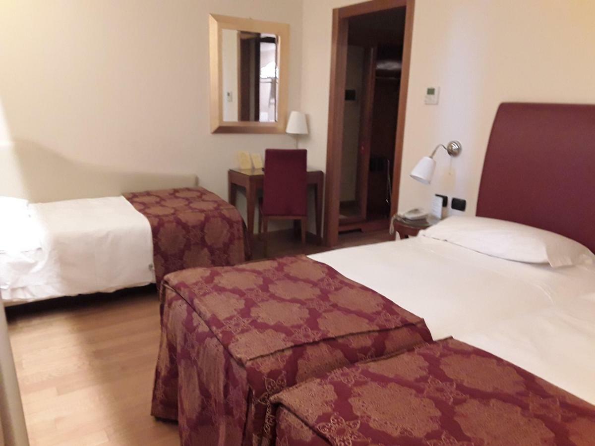 Hotel Monica Fiera Pregnana Milanese