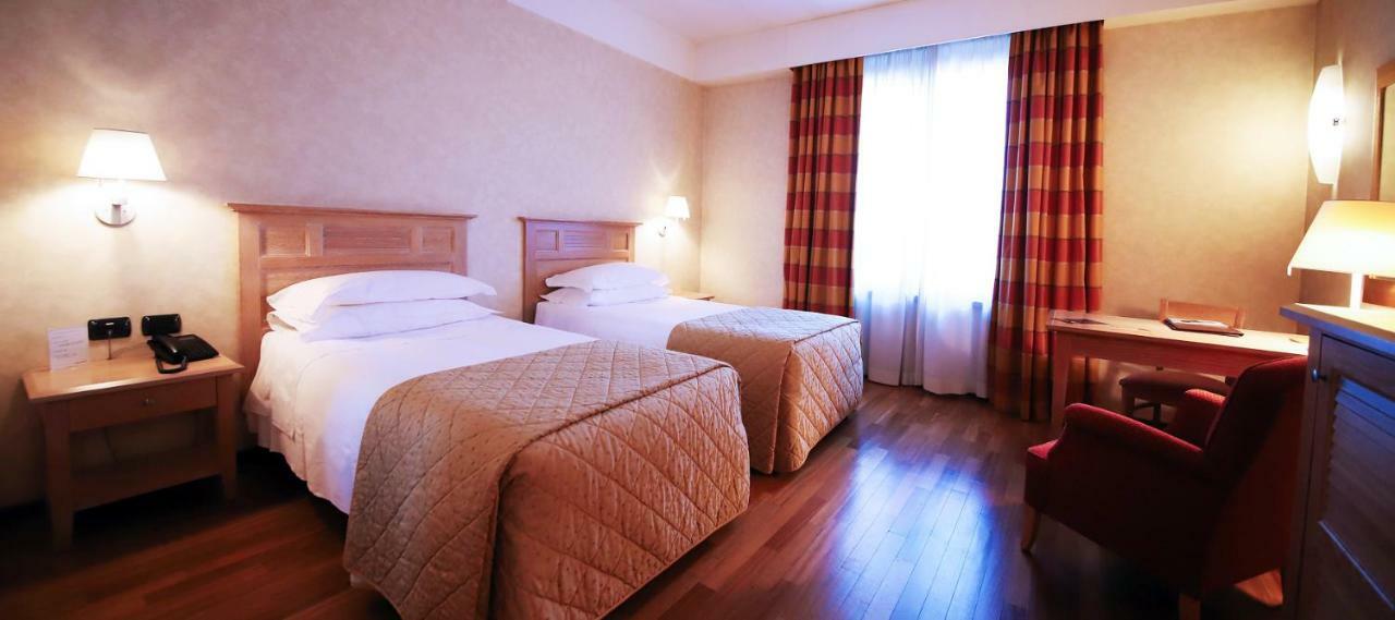 Monica Fiera Hotel